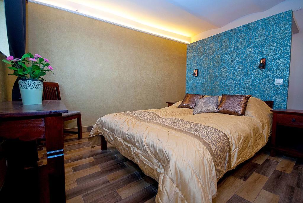 Aradi Apartman Pécs Esterno foto