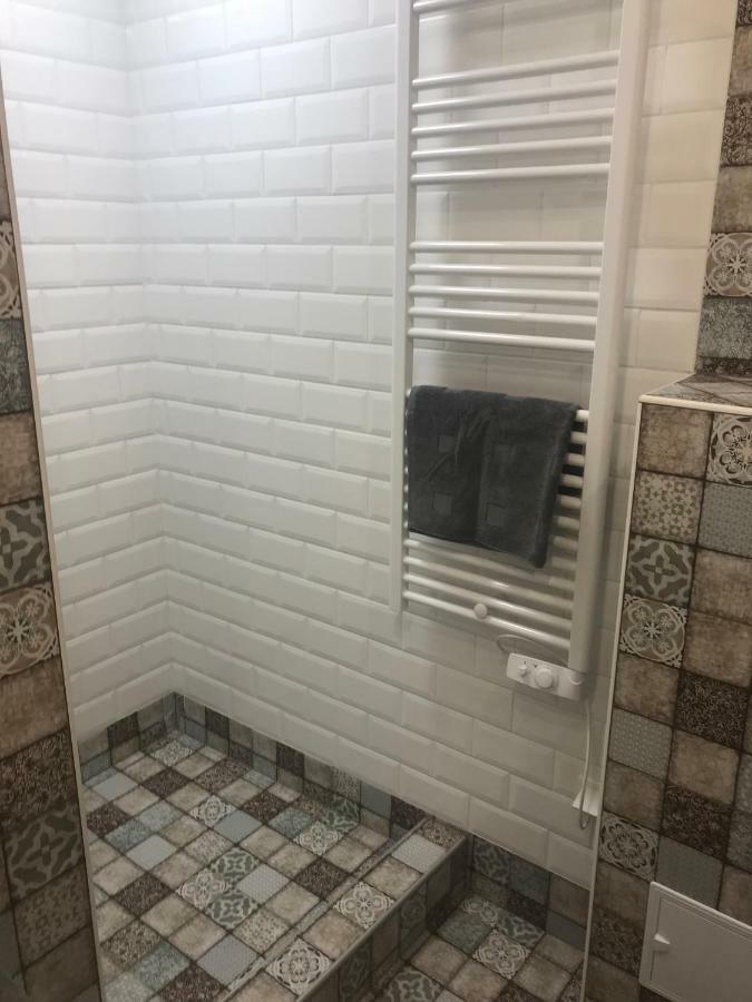 Aradi Apartman Pécs Esterno foto