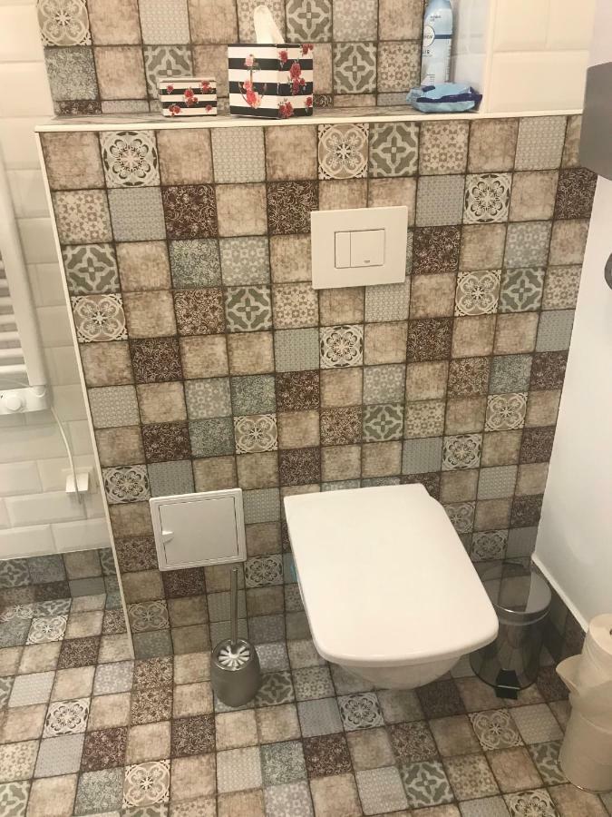 Aradi Apartman Pécs Esterno foto
