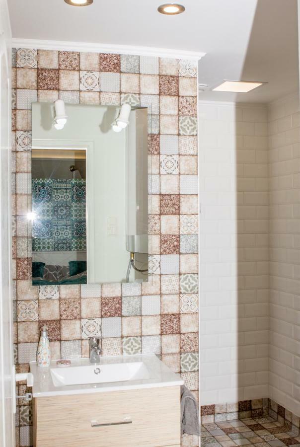 Aradi Apartman Pécs Esterno foto